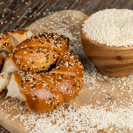 When to see an allergist for sesame seed allergy.
